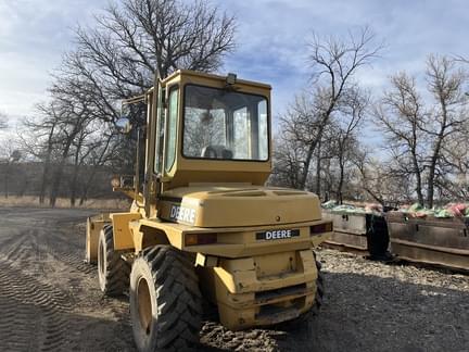 Image of John Deere 244H equipment image 3