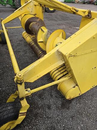 Image of John Deere 630A equipment image 3