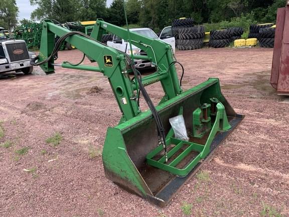 Image of John Deere 720 Primary image
