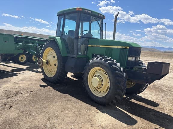 Image of John Deere 7410 equipment image 1
