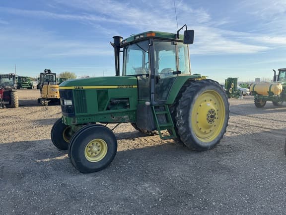 Image of John Deere 7410 equipment image 1