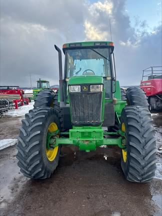 Image of John Deere 7810 equipment image 3