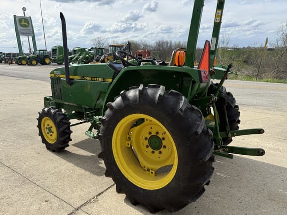 Image of John Deere 870 equipment image 4