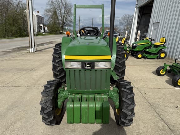 Image of John Deere 870 equipment image 2