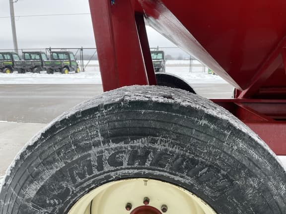 Image of Minnesota 450 equipment image 4