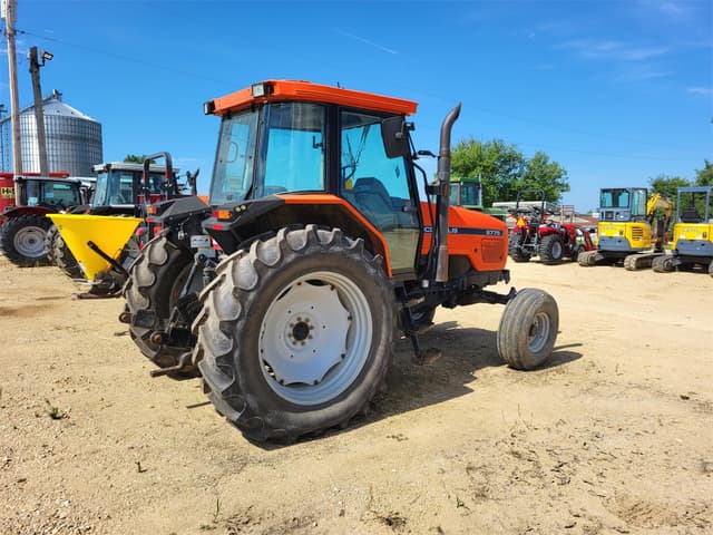 Image of AGCO Allis 8775 equipment image 2