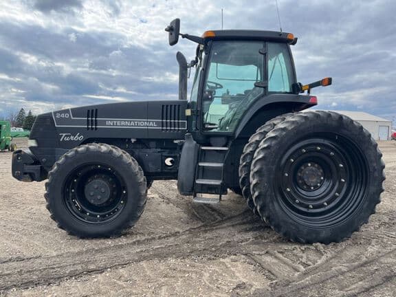 Image of Case IH MX240 equipment image 1