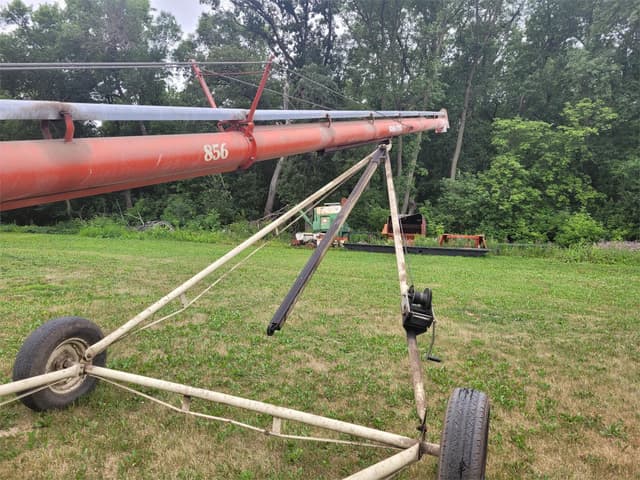 Image of Farm King 8x56 equipment image 3