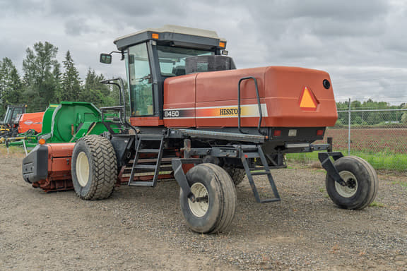 Image of Hesston 8450 equipment image 2