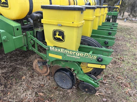 Image of John Deere 1770 equipment image 3