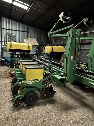 Image of John Deere 1770 equipment image 1