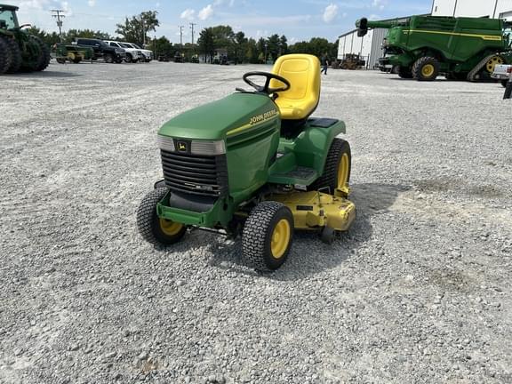 Image of John Deere 345 equipment image 2