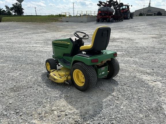 Image of John Deere 345 equipment image 4