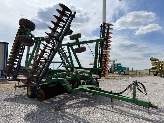 Image of John Deere 637 equipment image 3