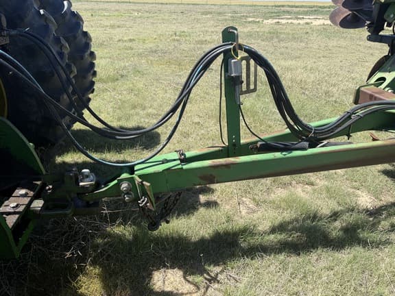 Image of John Deere 637 equipment image 4
