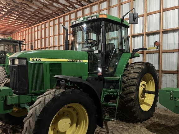 Image of John Deere 7810 equipment image 1