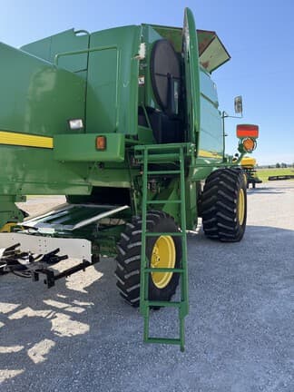 Image of John Deere 9550 equipment image 4