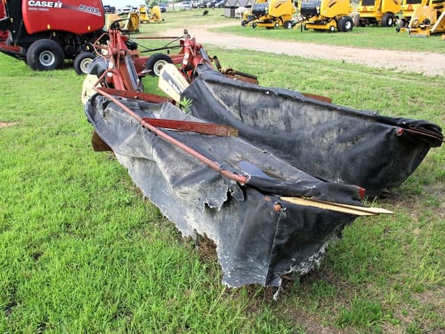Image of New Holland 617 equipment image 3