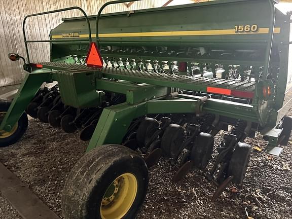 Image of John Deere 1560 equipment image 4