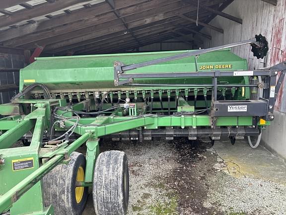 Image of John Deere 1560 equipment image 2