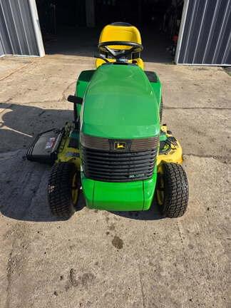 Image of John Deere 345 equipment image 1