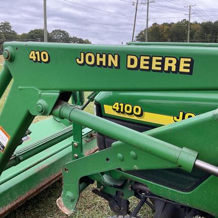 Image of John Deere 4100 equipment image 4