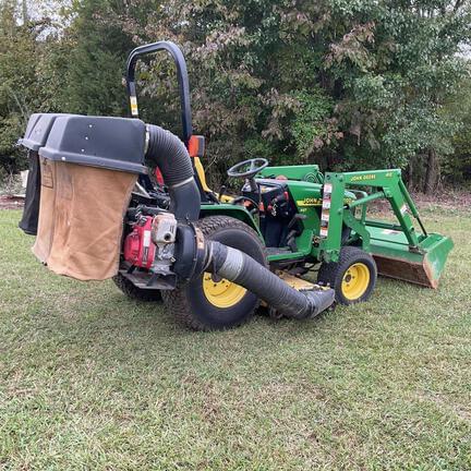 Image of John Deere 4100 equipment image 2