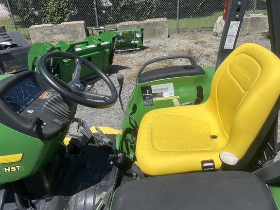 Image of John Deere 4300 equipment image 4