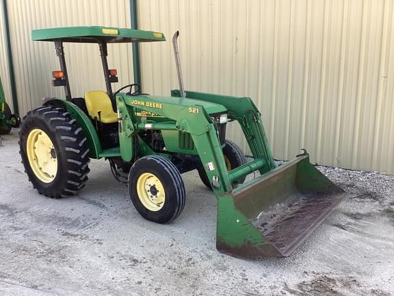 Image of John Deere 5205 equipment image 4