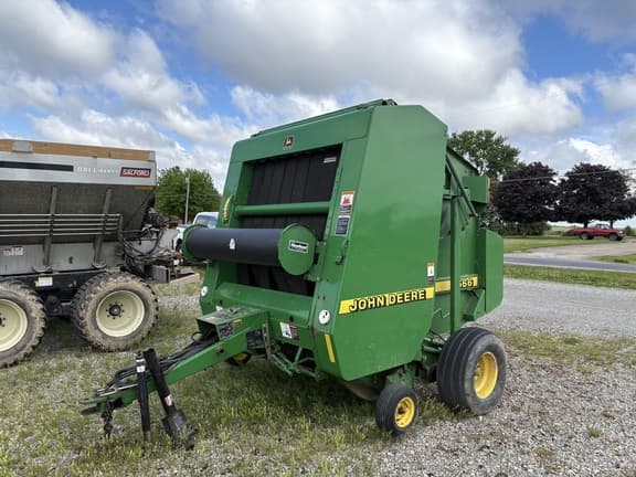 Image of John Deere 566 equipment image 2