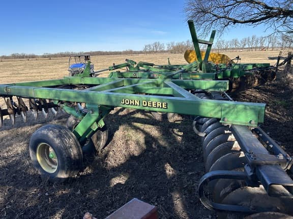 Image of John Deere 637 equipment image 3