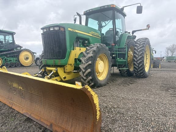 Image of John Deere 8110 Primary image