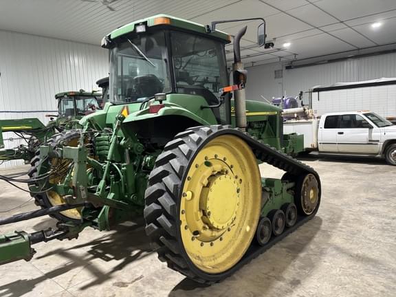 Image of John Deere 8410T equipment image 2