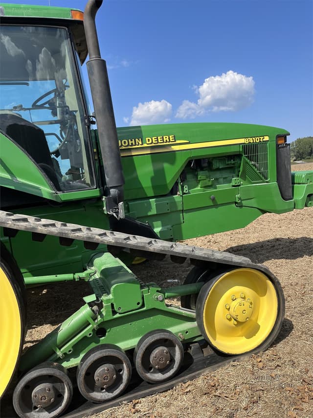 Image of John Deere 8410T equipment image 1
