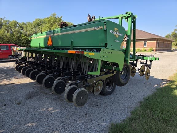 Image of Great Plains 1500 equipment image 2