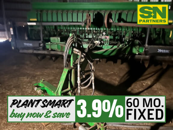 Image of John Deere 1560 Primary image