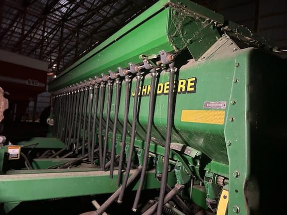 Image of John Deere 1560 equipment image 3