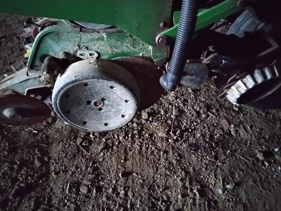 Image of John Deere 1780 equipment image 2