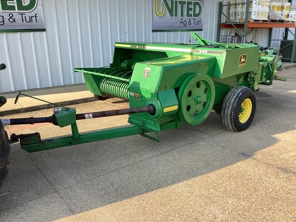 Image of John Deere 348 equipment image 1