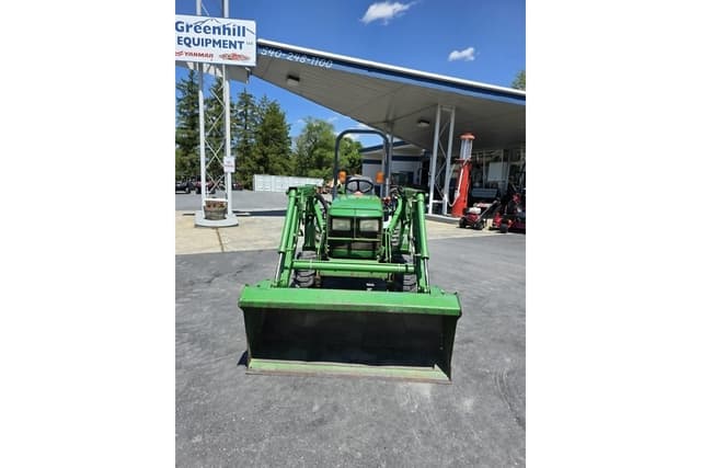Image of John Deere 4100 equipment image 2