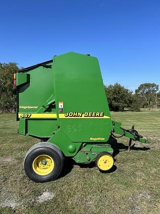 Image of John Deere 457 Silage Special equipment image 2