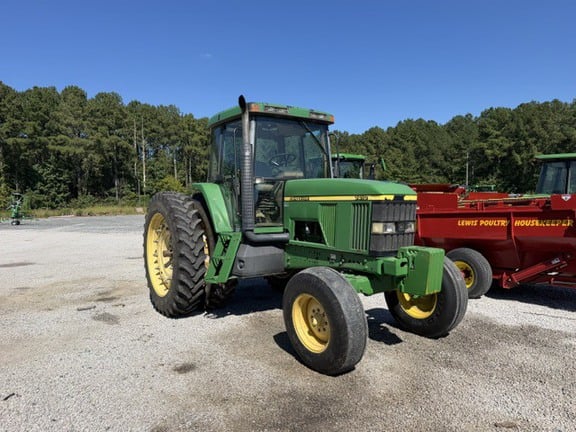 2001 John Deere 7410 Equipment Image0