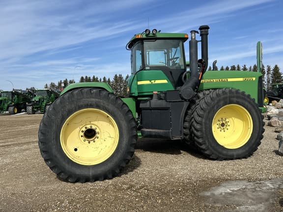 Image of John Deere 9300 equipment image 1