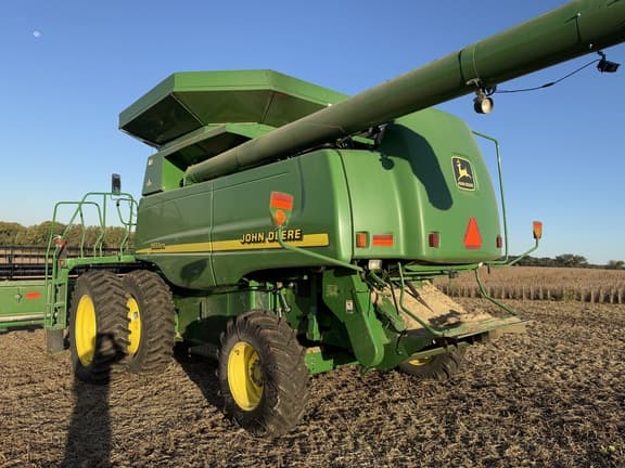 Image of John Deere 9650 STS equipment image 2