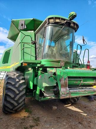 2001 John Deere 9650 STS Equipment Image0
