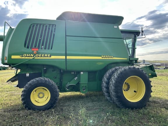 Image of John Deere 9650 STS equipment image 4