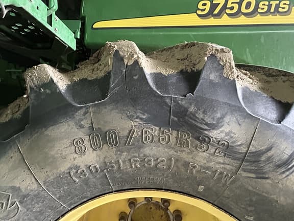 Image of John Deere 9750 STS equipment image 3