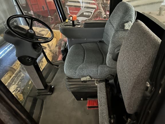 Image of New Holland HW320 equipment image 1