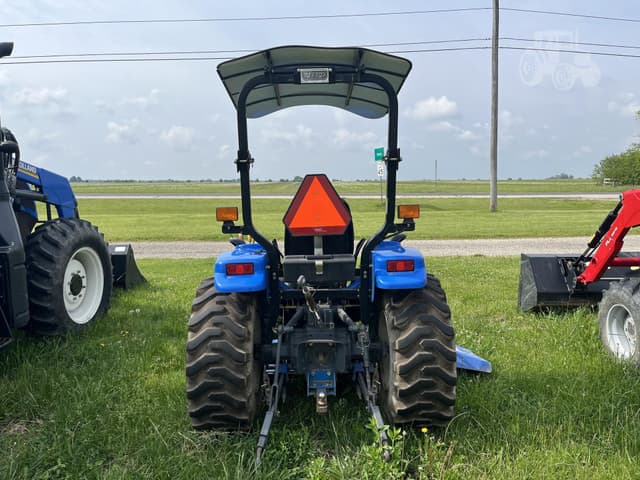 Image of New Holland TC29D equipment image 4