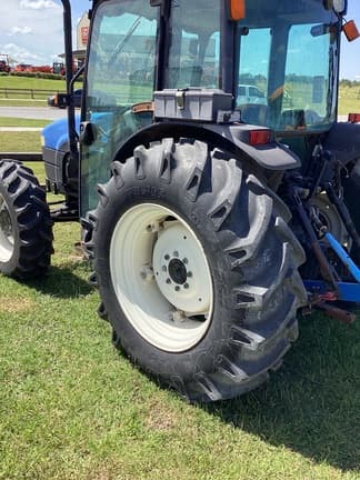 Image of New Holland TN55D equipment image 3